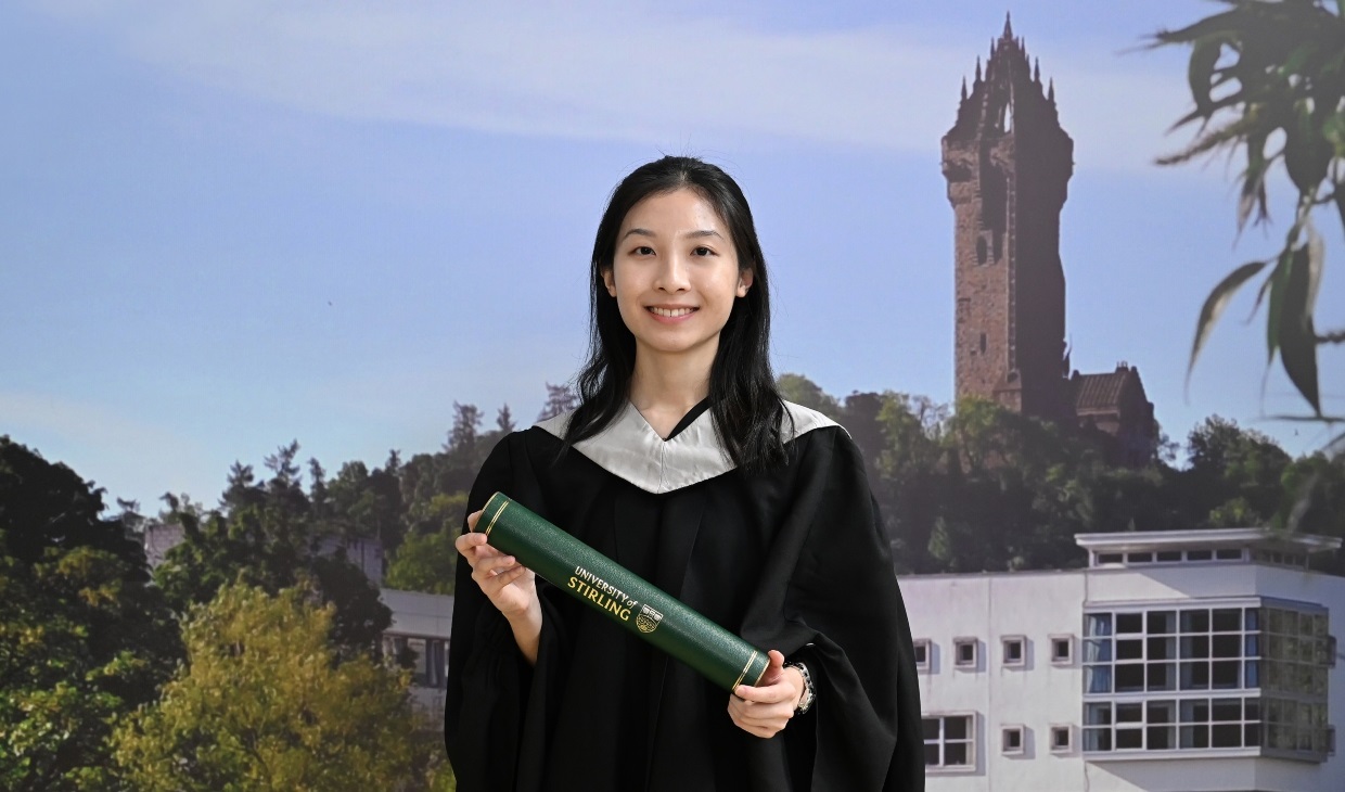 Singapore 2023 graduate Cassia Seet