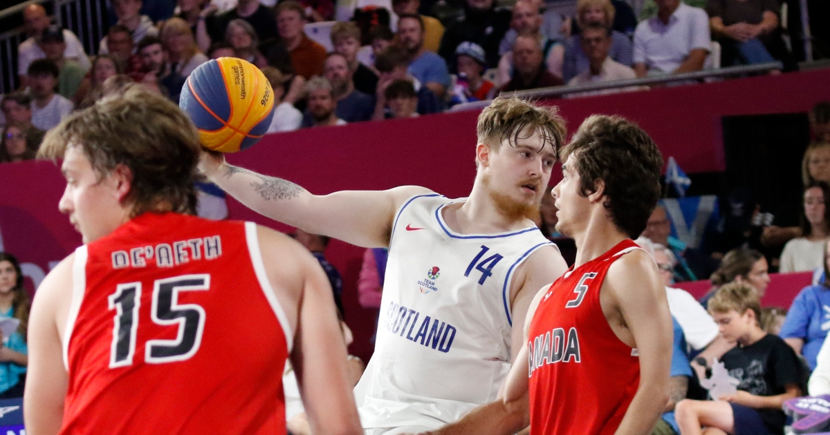Shayne Humphries on court versus Canada in the Bronze Medal Match.