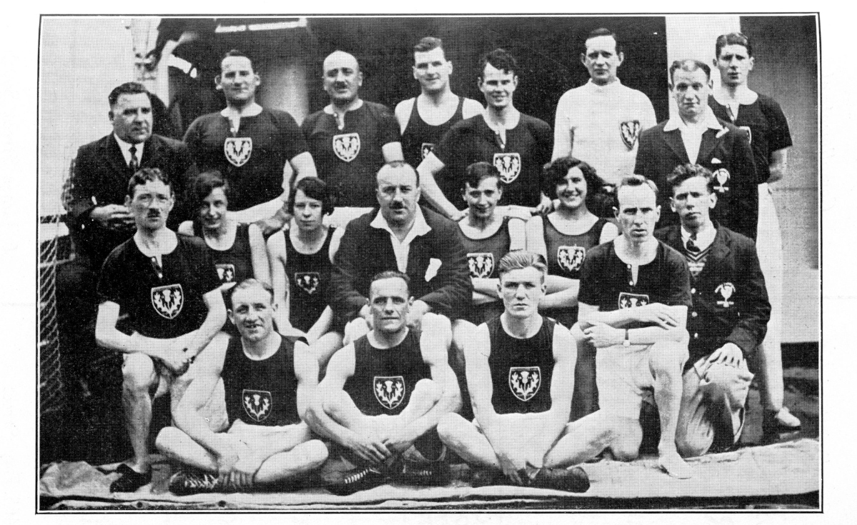 Image of Team Scotland athletes at 1930 British Empire Games.