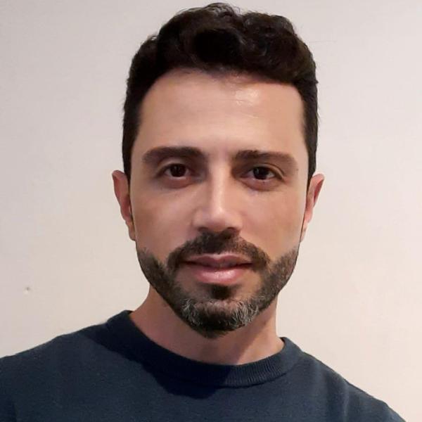 Dr Adnan Yilmaz