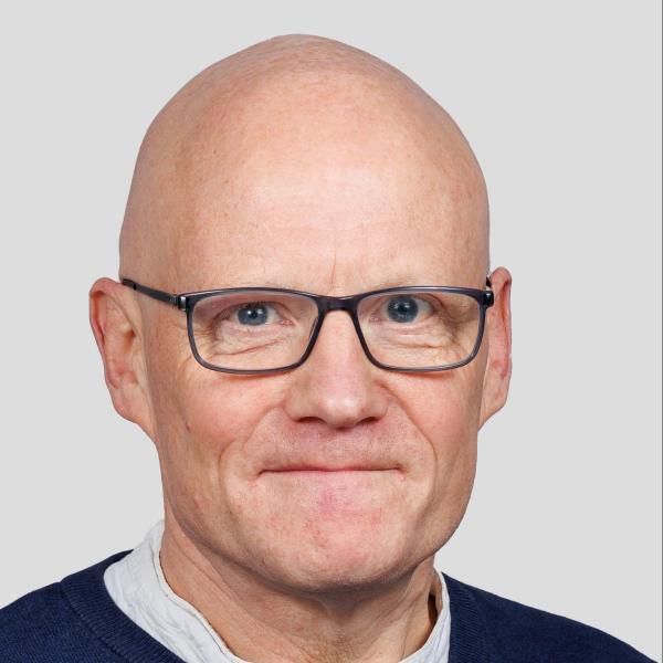 Mr David Cross