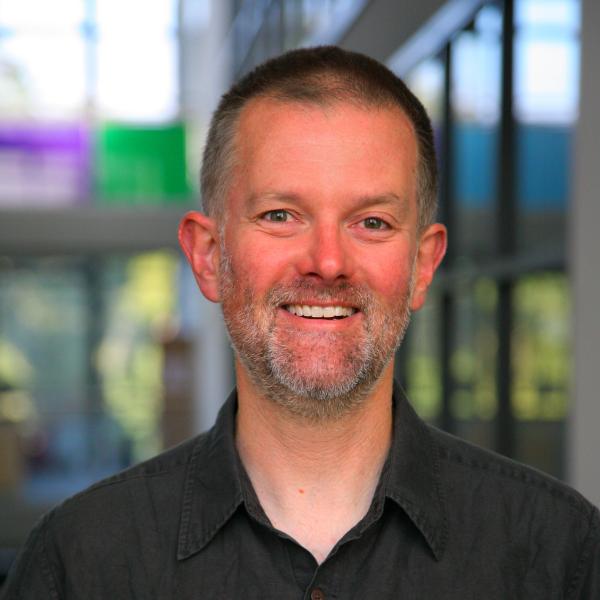 Dr Rod Bain