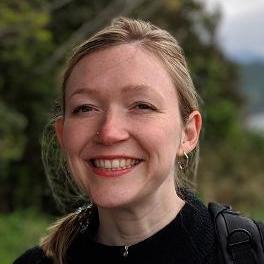Dr Katie Robertson