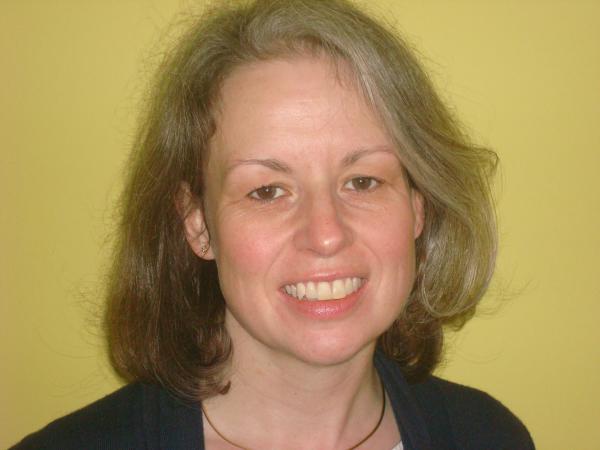 Dr Emma Macleod