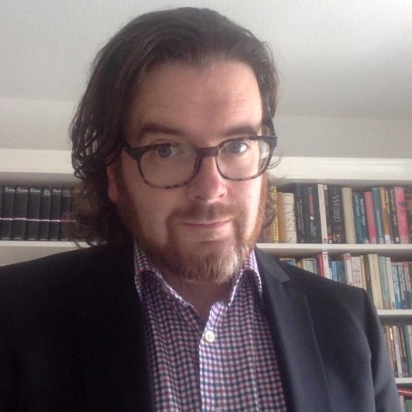 Dr Timothy Jones