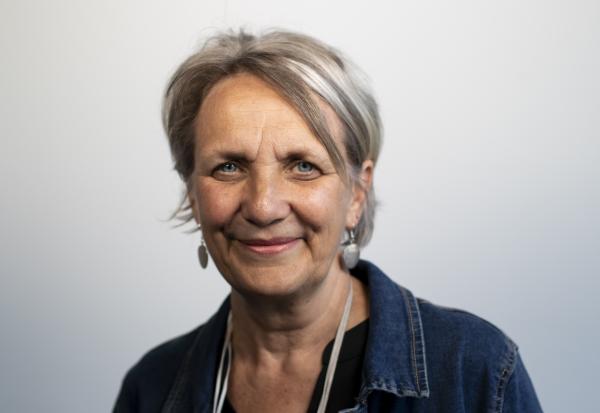 Professor Kate Hunt