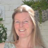 Dr Hanneke Booij