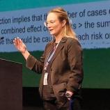 Dr Robyn Burton